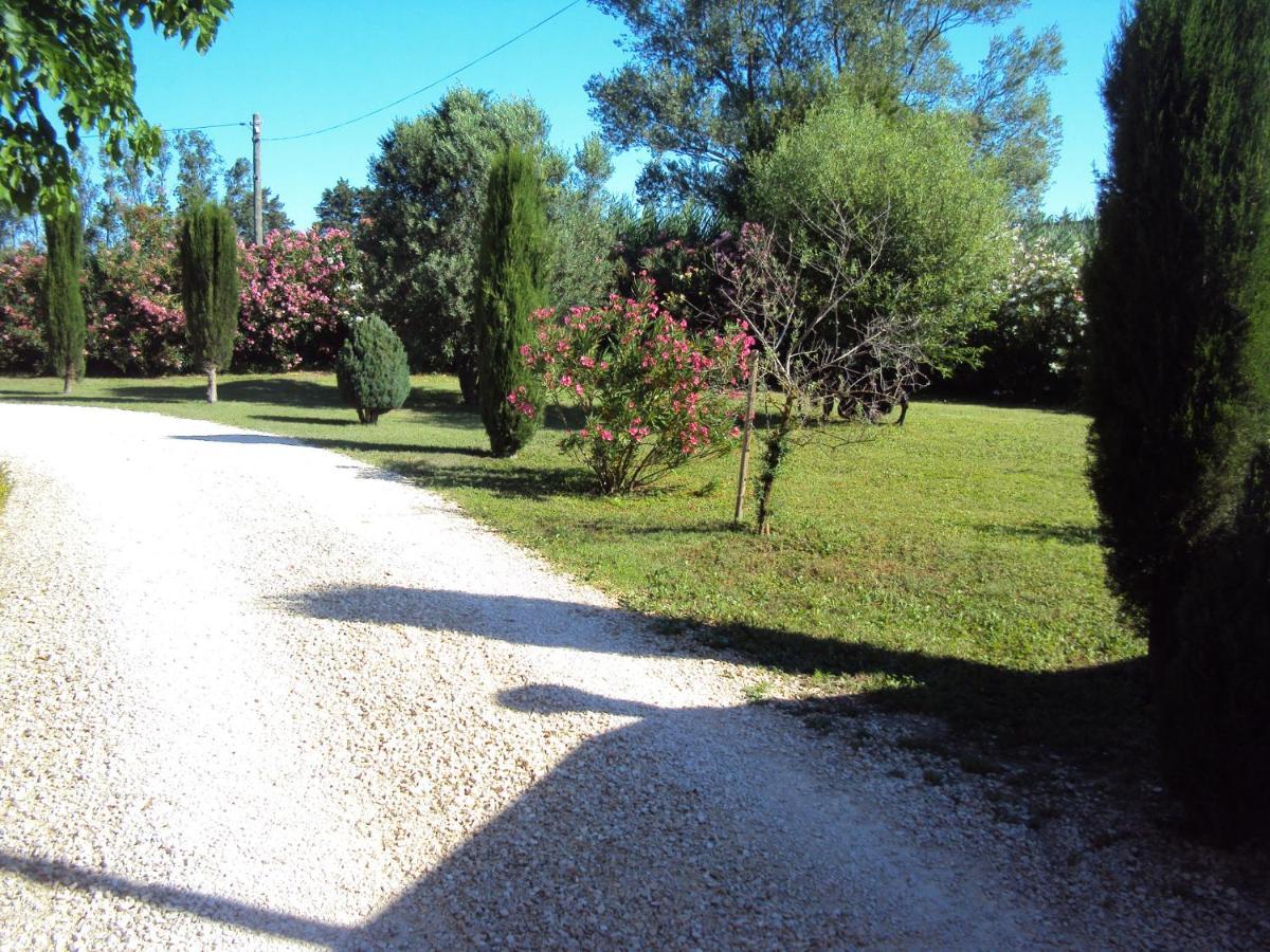 B&B La Douloire Pernes-les-Fontaines Ngoại thất bức ảnh